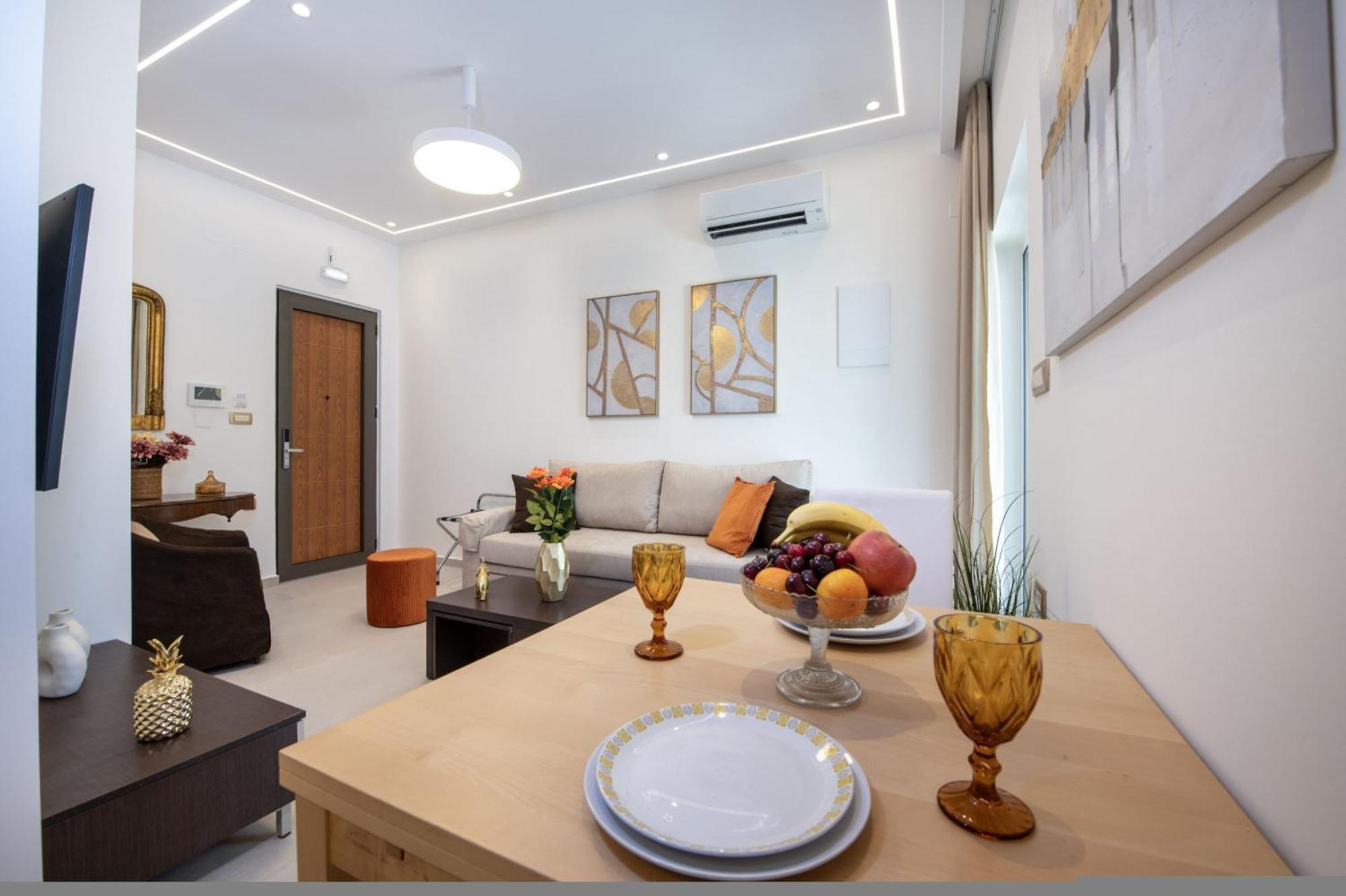 Cherry Central Luxury Suites ハニア エクステリア 写真