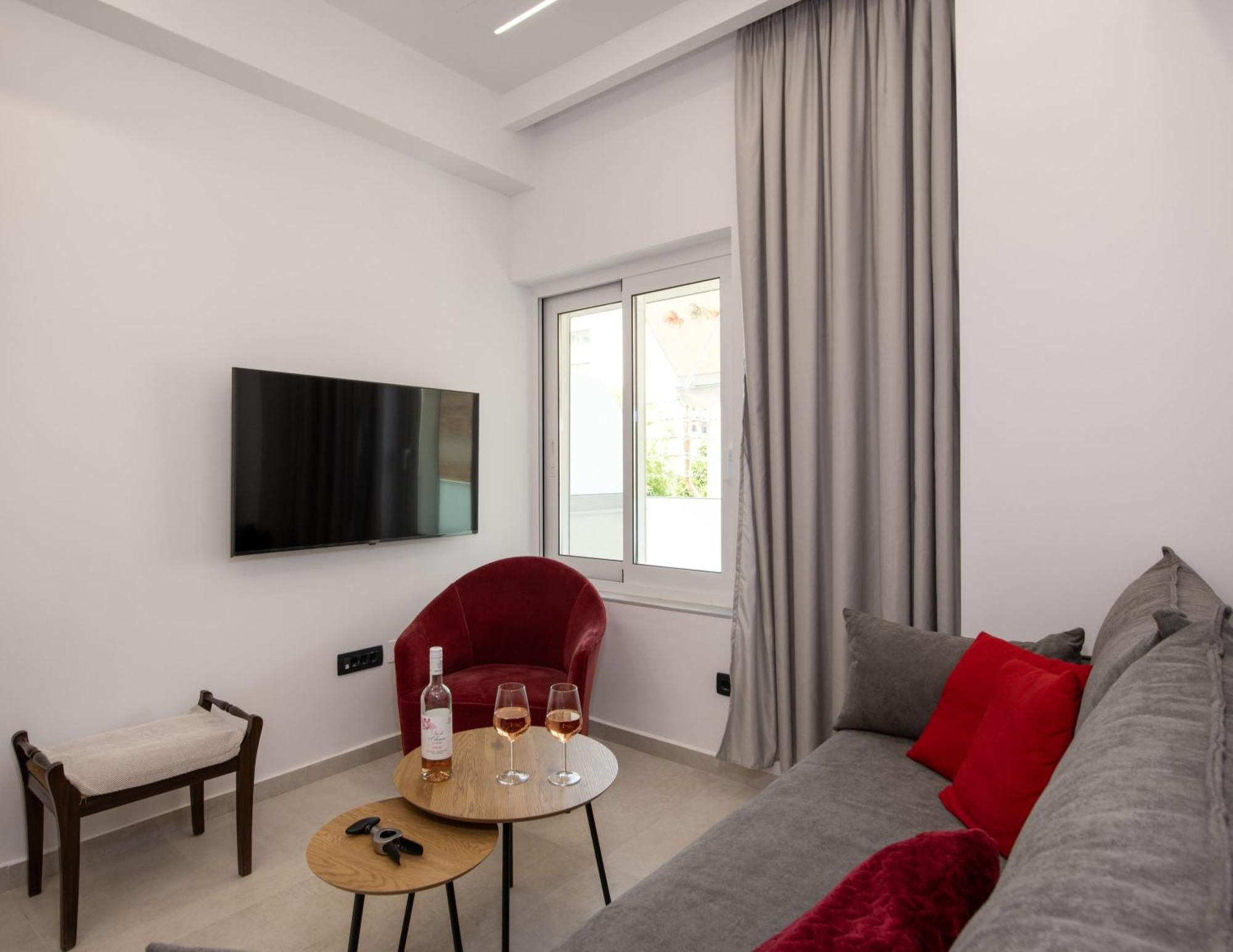 Cherry Central Luxury Suites ハニア エクステリア 写真