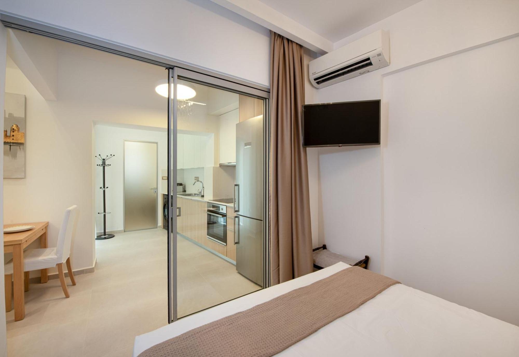 Cherry Central Luxury Suites ハニア エクステリア 写真