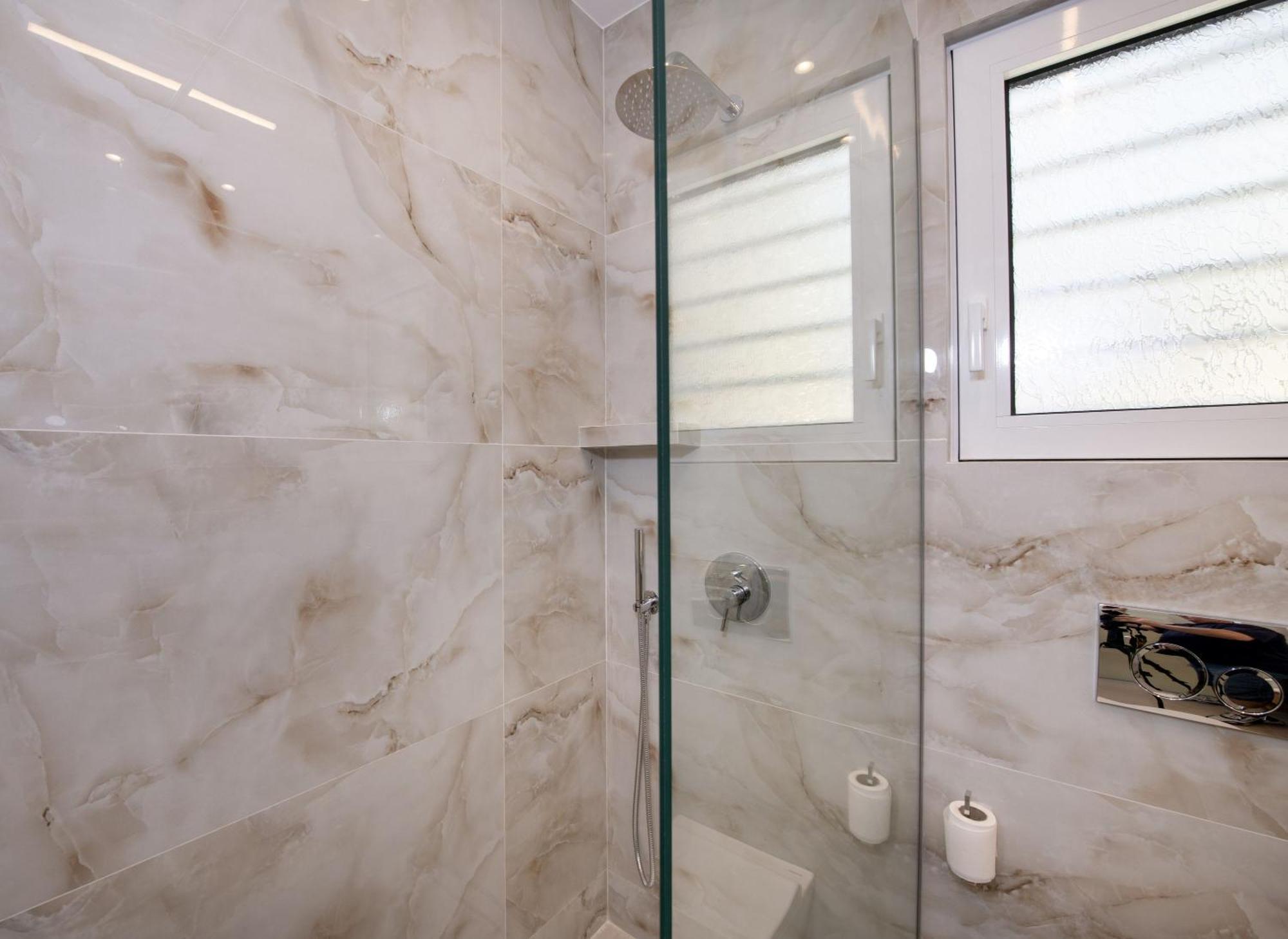 Cherry Central Luxury Suites ハニア エクステリア 写真