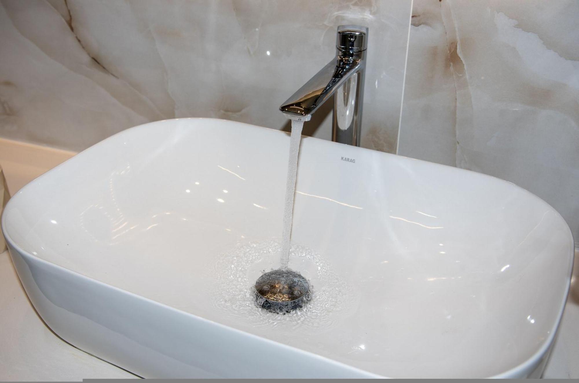 Cherry Central Luxury Suites ハニア エクステリア 写真