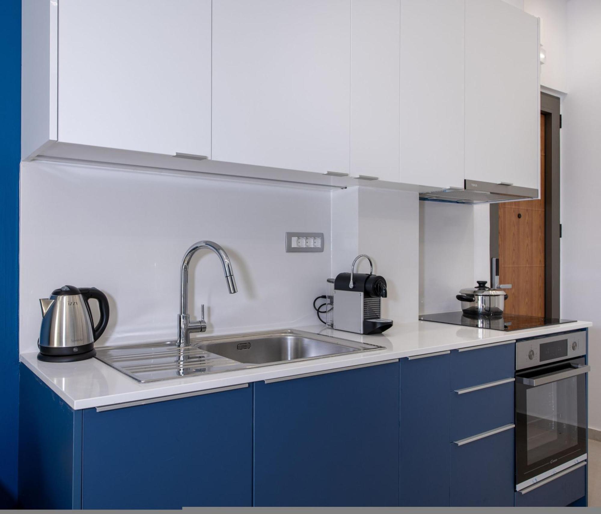 Cherry Central Luxury Suites ハニア エクステリア 写真